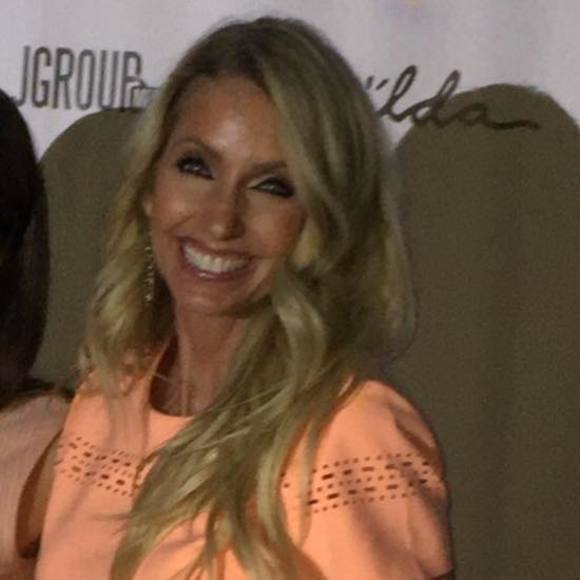 Meet your Posher, Shelly larsen - Picture 1 of 1